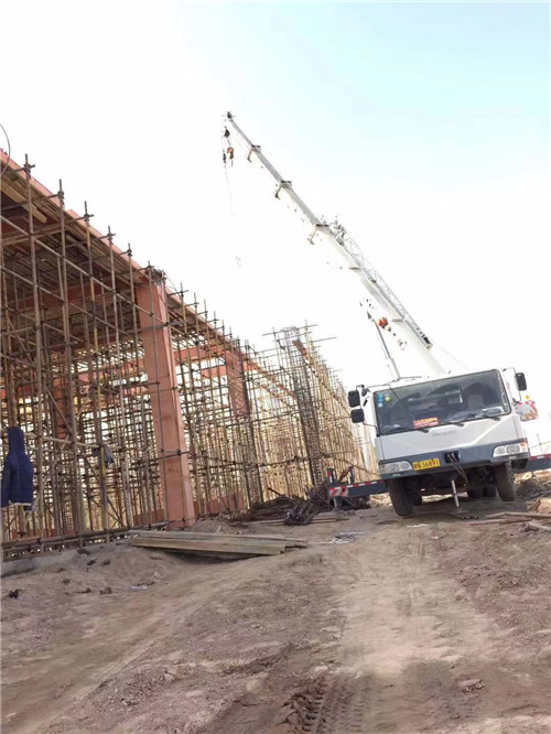 苏州市25 吨、50 吨吊车怎么选？多大重量 / 半径适合对应车型？