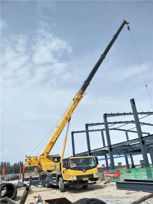 苏州市超高层建筑钢结构吊装案例